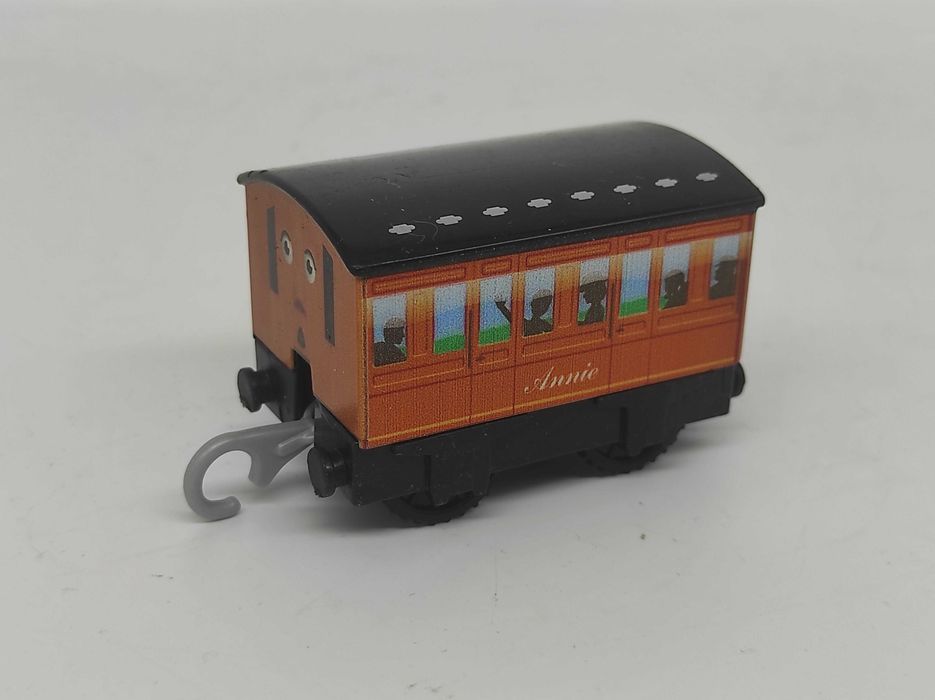 Tomek i Przyjaciele Wagon Trackmaster Anna Annie