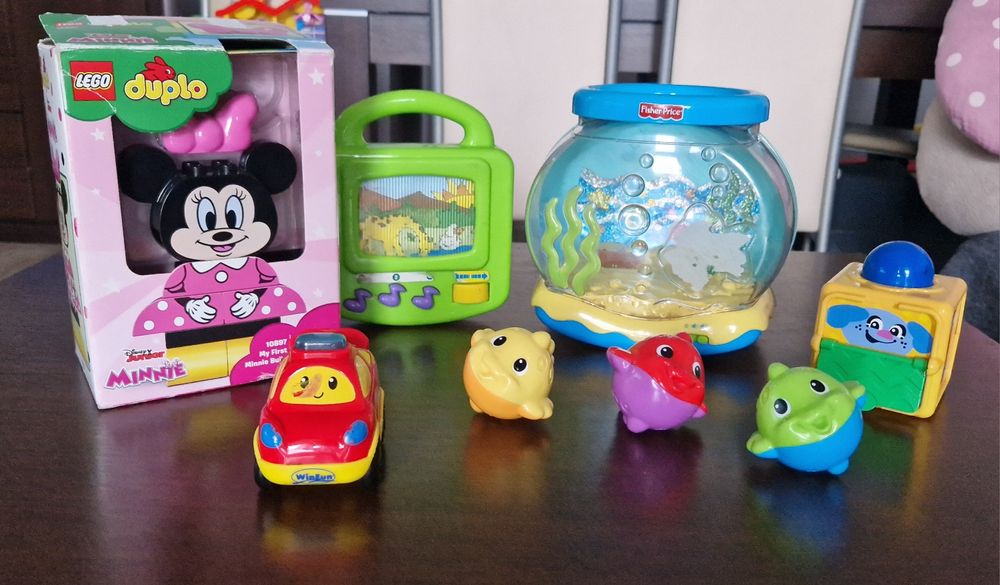 Zestaw zabawek Lego i Fisher Price