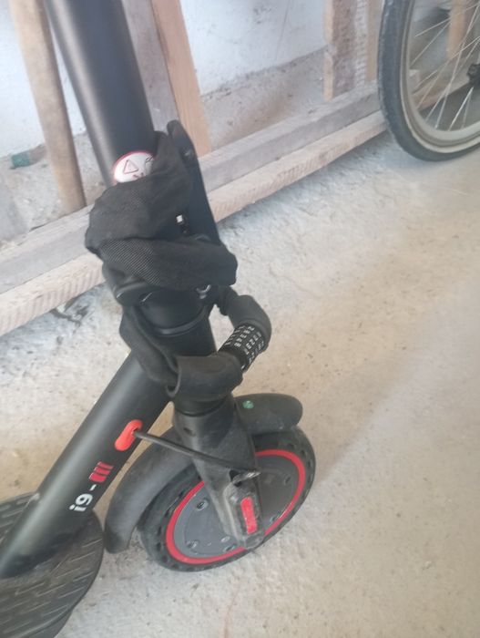 Sprzedam hulajnogę elektryczna iscooter