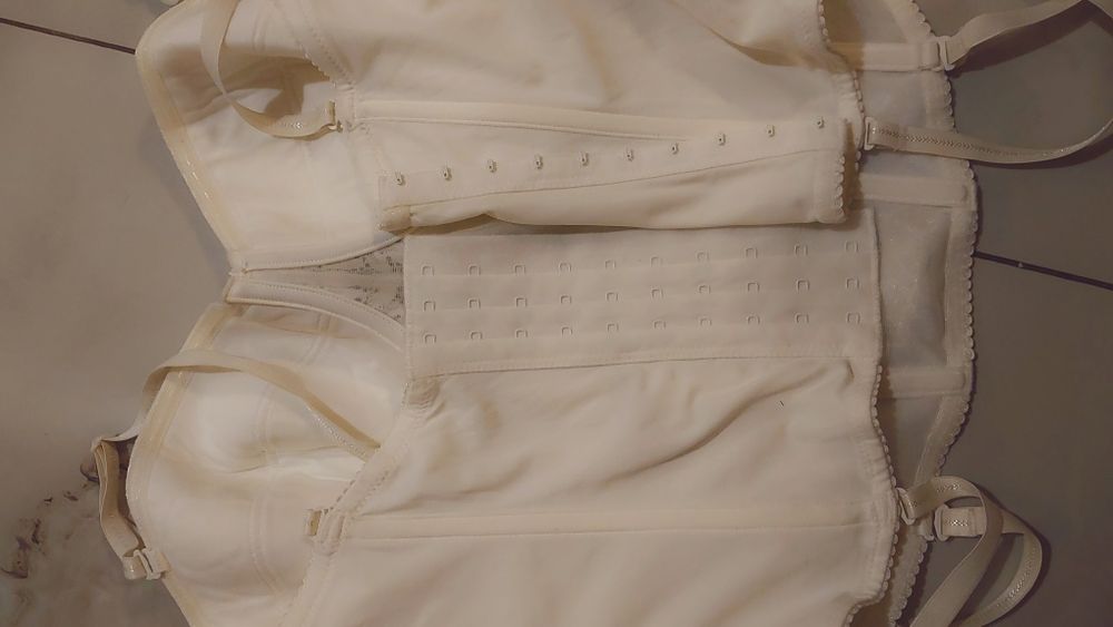 Gorset Triumph rozm. 90B