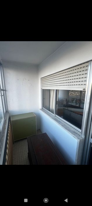 Apartamento T1, metro Ameixoeira disponível para Setembro