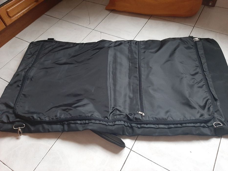 Сумка для костюмов