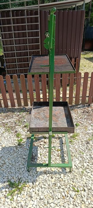 Grill wolnostojący stalowy