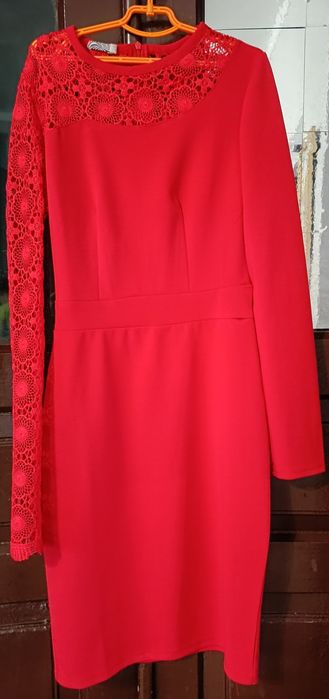 Сукня в чудовому стані