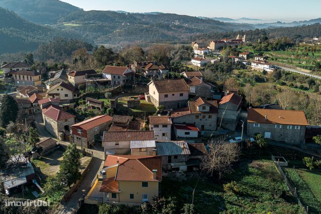 Moradia T3 para venda em Bouro (Santa Maria), Amares, Braga