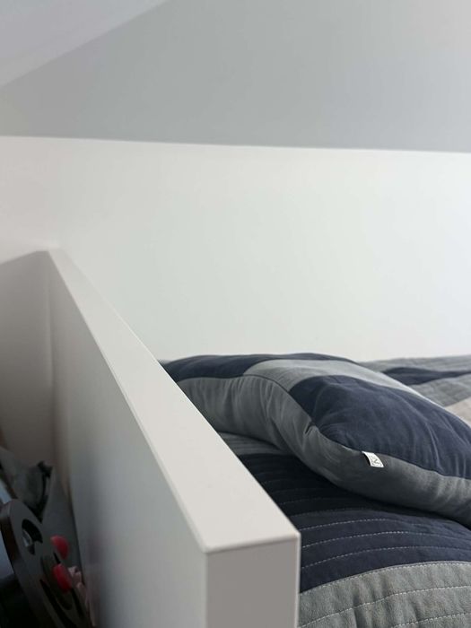 Lózko ikea malm 160x200