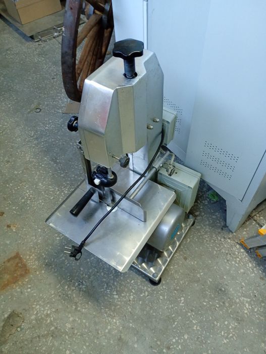 Piła taśmowa do mięsa i kości