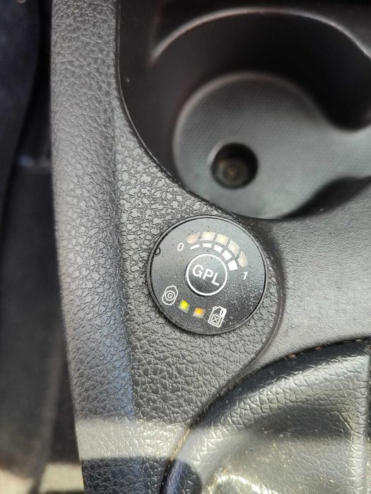 DACIA LOGAN MCV 1.2 GPL/Gasolina  Quase2015