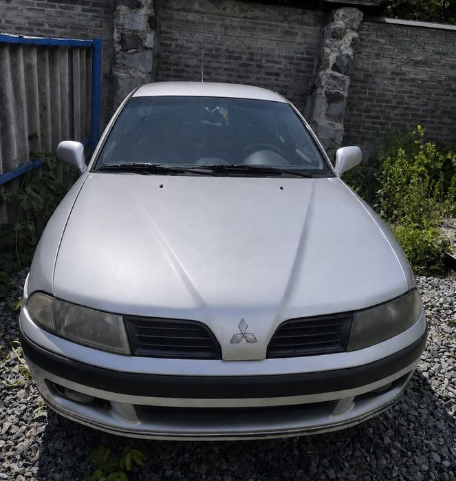 Автомобиль Mitsubishi Carizma