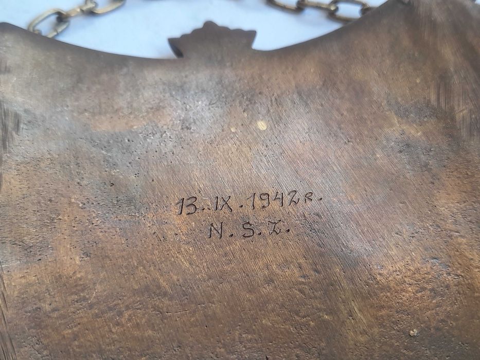 Ryngraf Narodowe Siły Zbrojne z Matką Boską i orłem w koronie (15 cm)