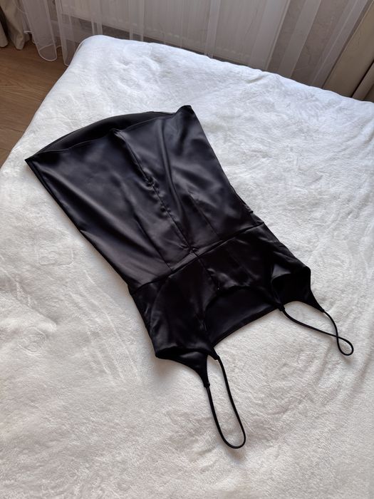 Атласна сатинова сукня Zara