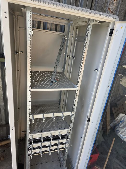 Szafa serwerowa rack BKT