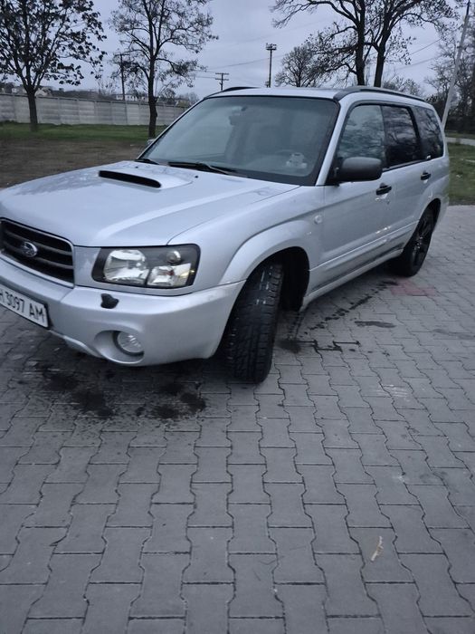 Субару форестер 2004г