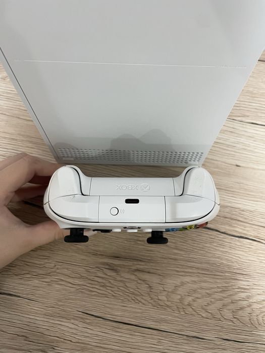 Консоль Xbox Series S