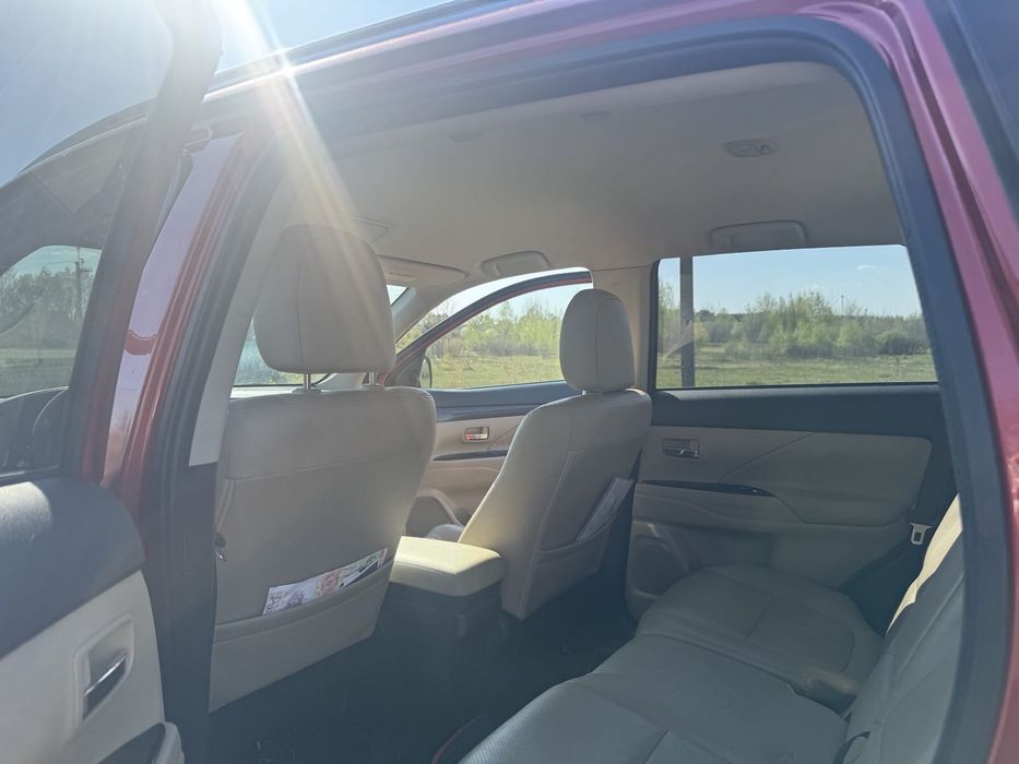 Mitsubishi outlander