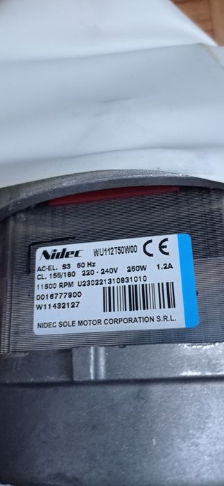 Silnik elektryczny pralki Indesit Model BWST 72200