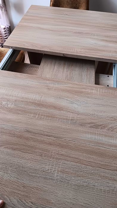 Extendable Dining Table64752410541826121