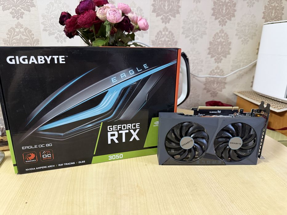 Відеокарта Gigabyte RTX 3050 8Gb OC Eagle