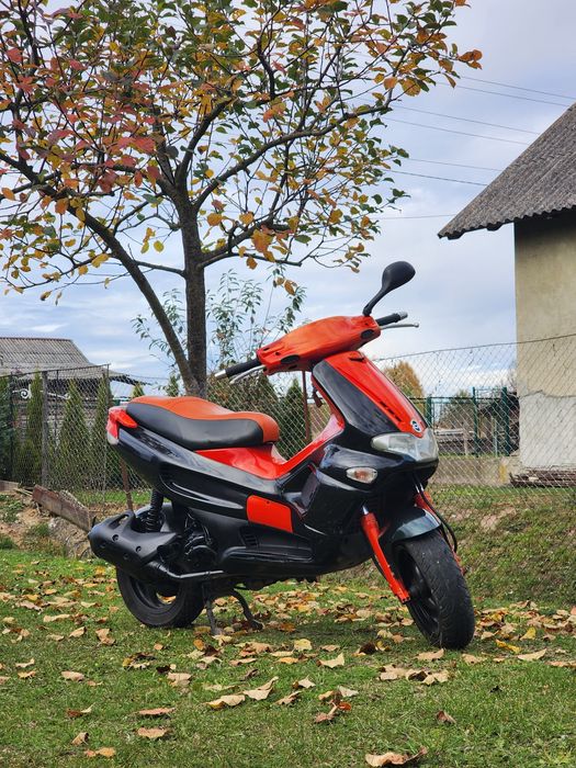GILERA runner VXR 200