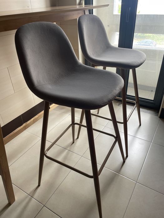 Banco alto em veludo glamm