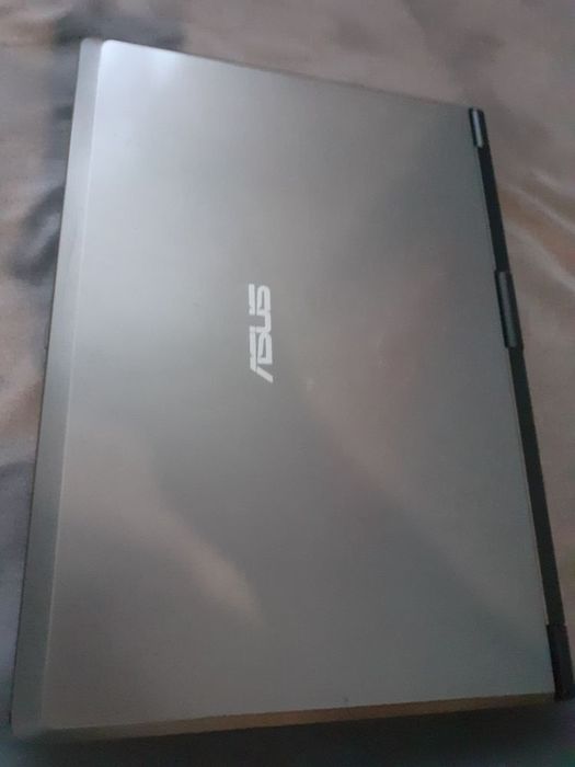 Laptop asus X51R uszkodzony
