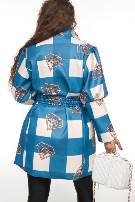 Elegancki płaszcz krata trzy kolory pasek w komplecie Lola bianka