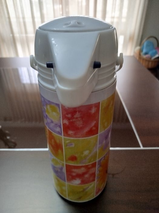 Termos de 1 litro e meio...