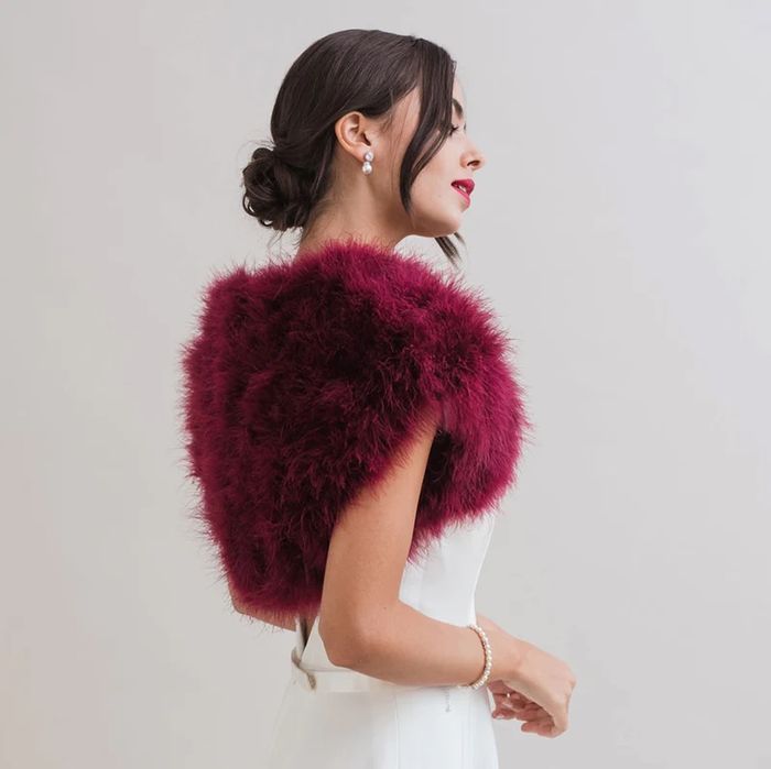 Болеро из страусиных перьев