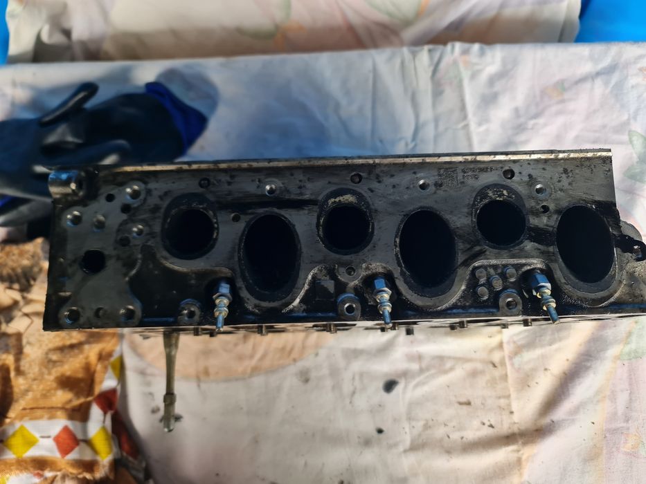 Glowica cylindrów 3.0 tdi V6 059354FQ