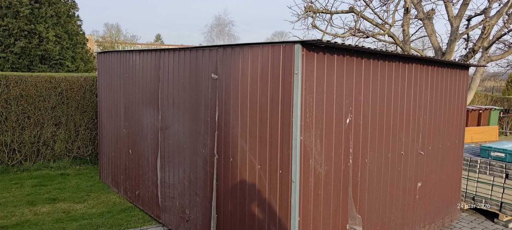Garaż blaszany 3x4,5 m, jednospadowy, brązowy MAT, brama uchylna