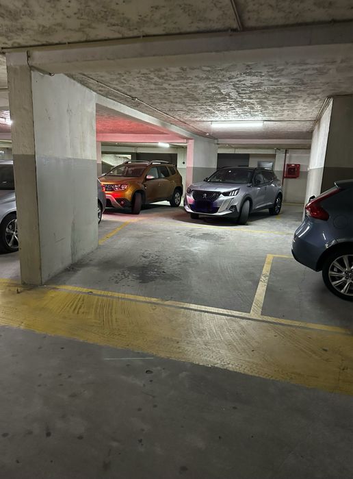 Lugar garagem perto aeroporto | Condomínio fechado  | portaria 24 hora