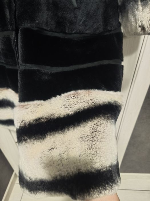 Натуральна шубка з  шиншили.