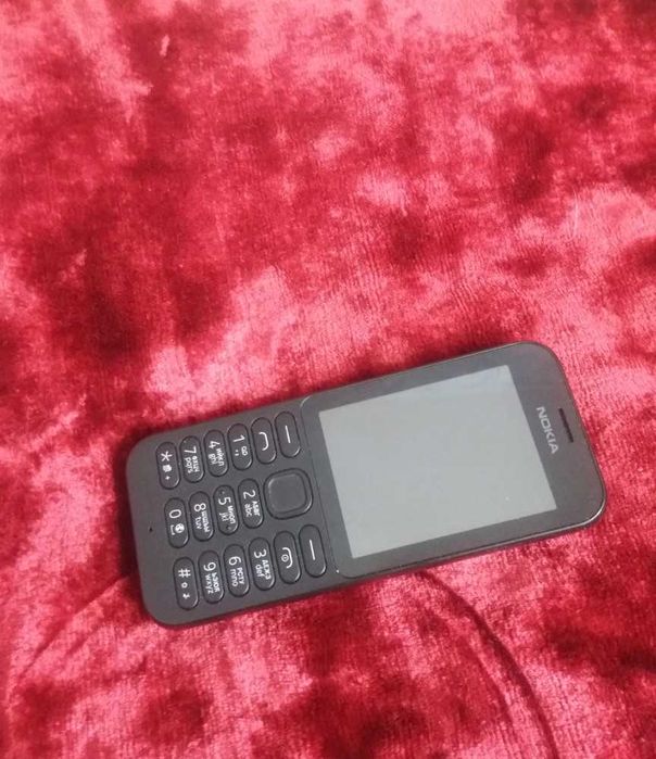 Смартфон Nokia RM-1110