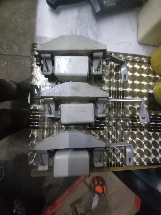 Предохранители 100 А с держателями колодками