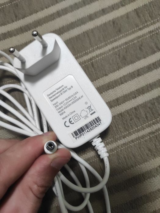 Блок живлення 12В 2.5А, якісний