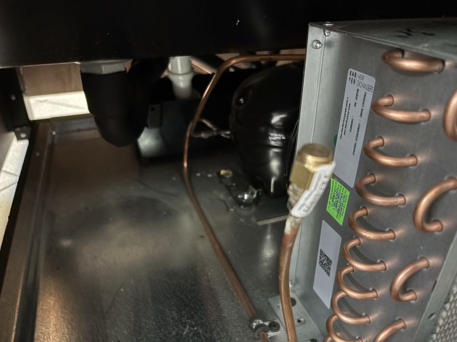 Lada cukiernicza chłodnicza Carina Es System