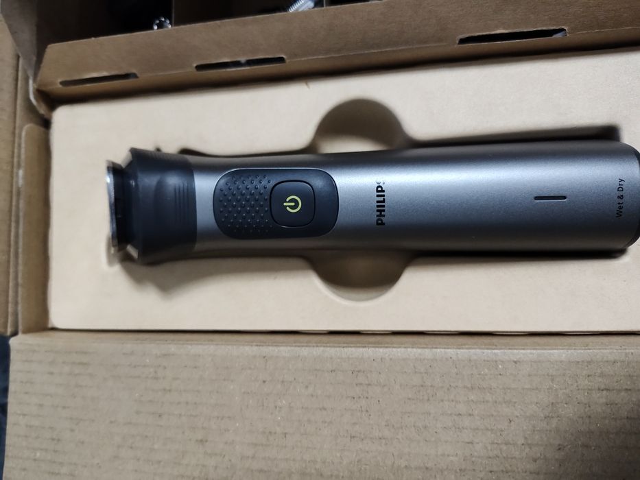 trymer Philips All-in-one trimmer 7000 Series  15 in 1
