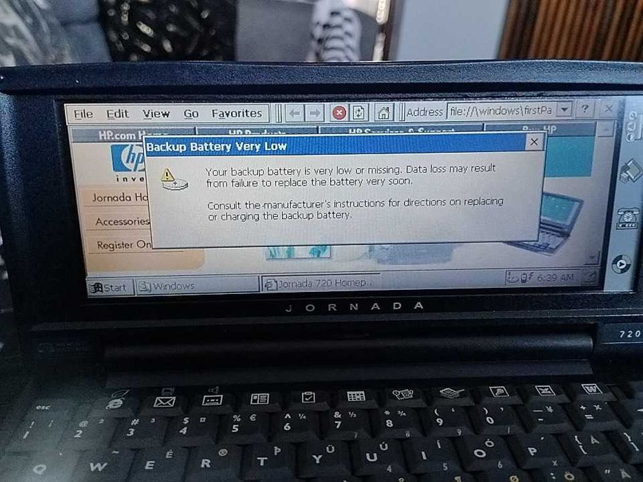 minikomputer / palmtop HP Jornada 720 z około 2000 roku.