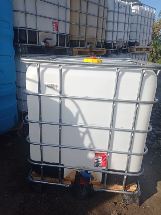 Єврокуб, бочки, тара, об'єм 1000 л. ідеальний стан!!!
