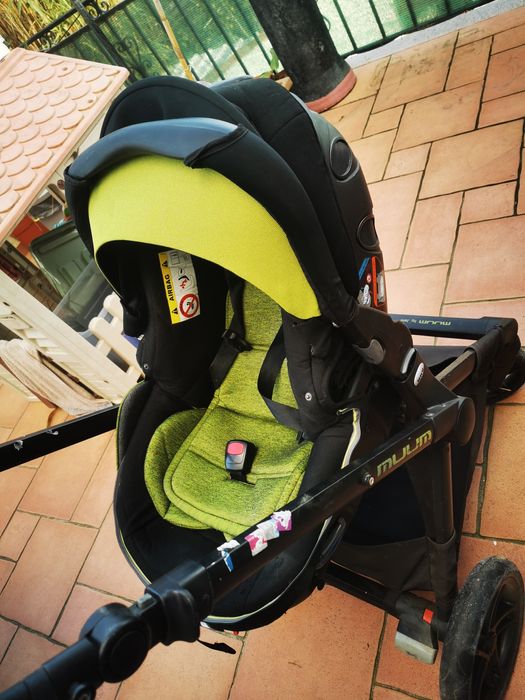 Urgente vendo carrinho bebe jané muum + alcofa matrix light 2