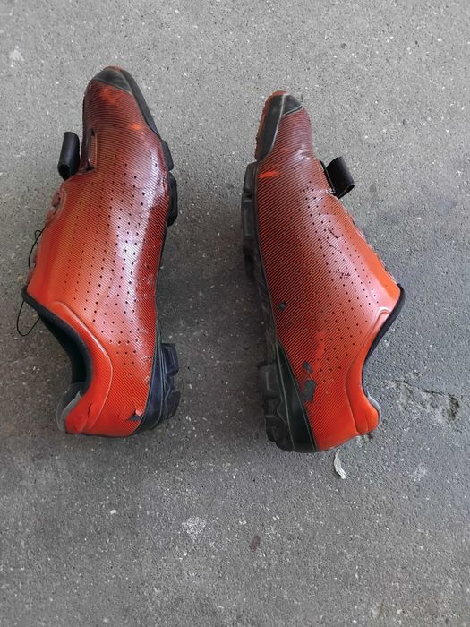 Sapatos btt Shimano xc7 em bom estado