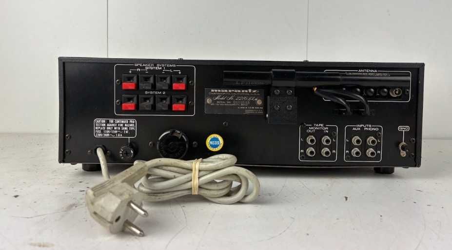 Marantz - 2216BL Receptor estéreo de estado sólido