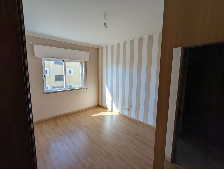 Arrenda-se apartamento T2 Vila Fria/Porto Salvo / Oeiras