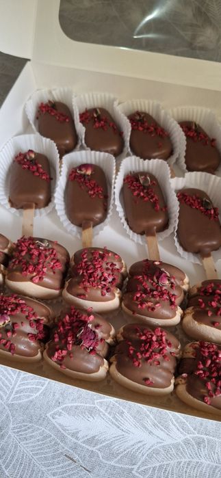 Торти на замовлення