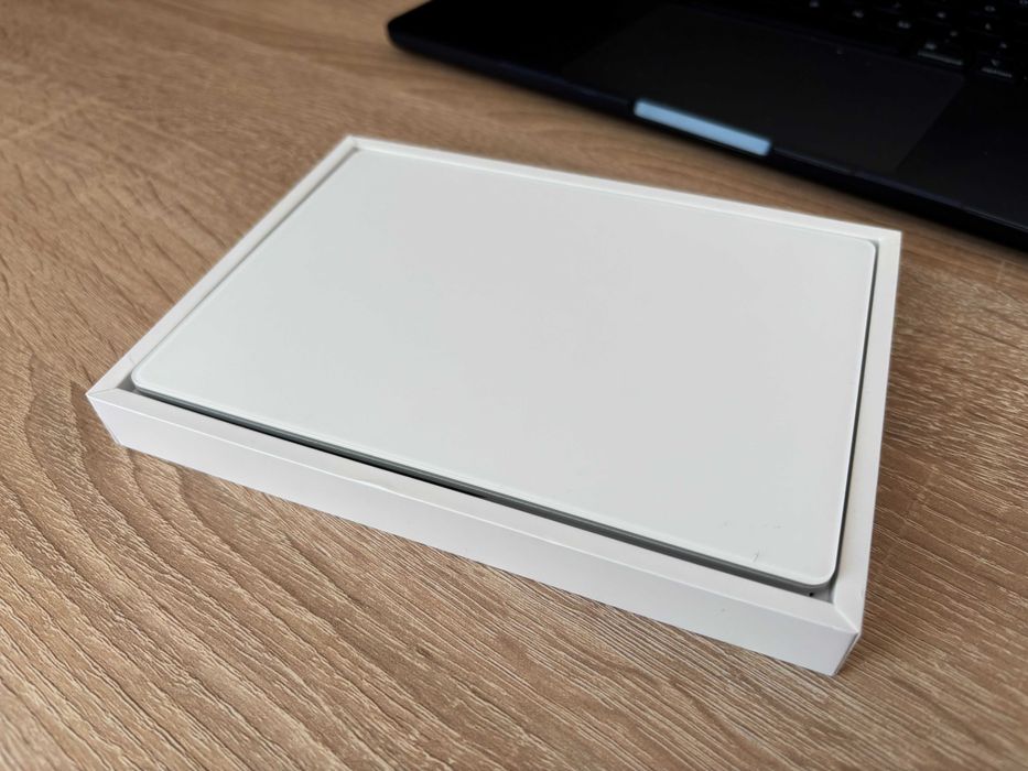 Apple Magic Trackpad 2