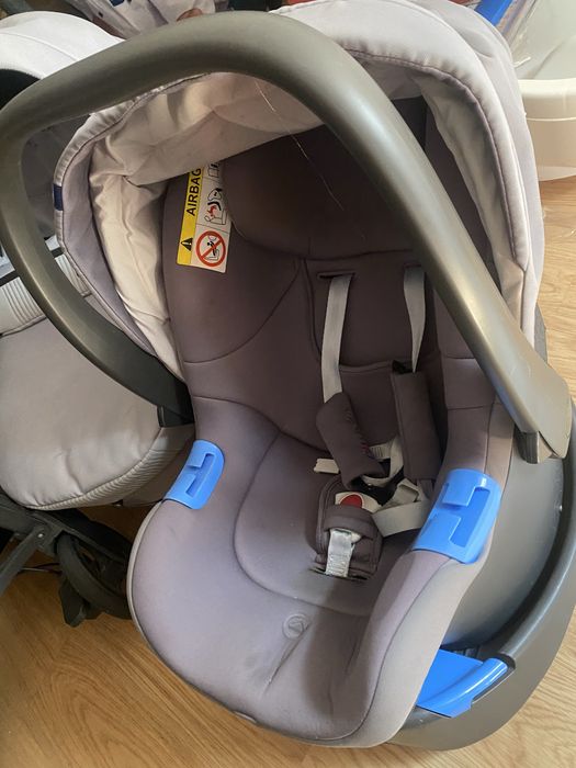 Trio Chicco (carrinho+alcofa+cadeira auto)