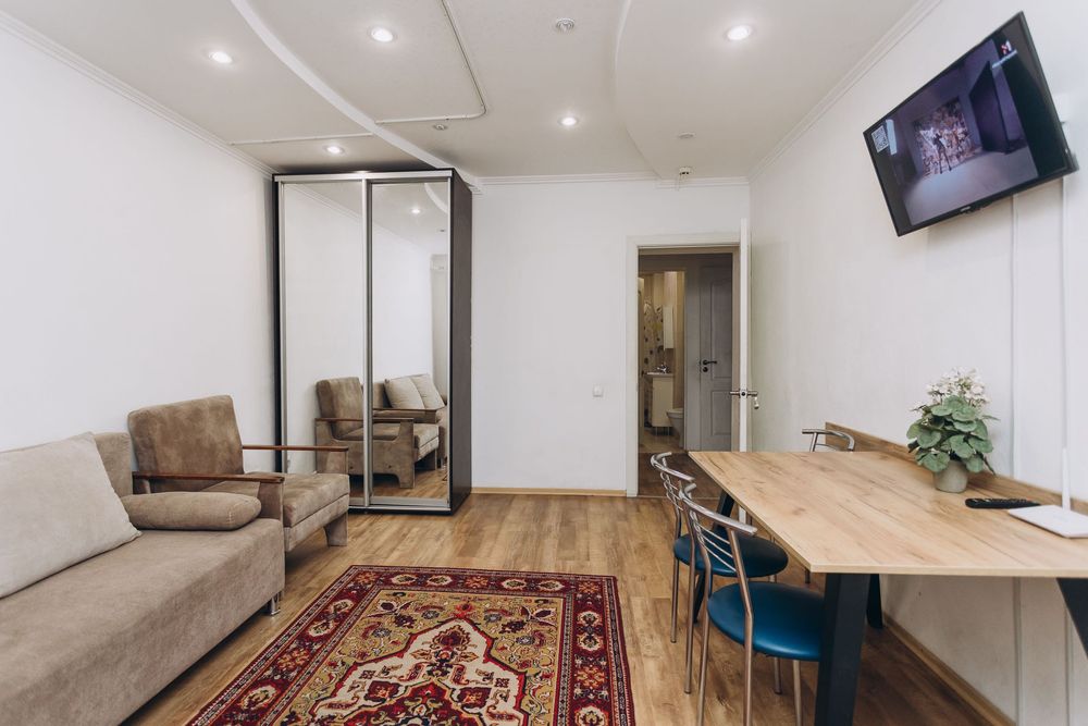 Квартира Подобово та Погодинно. Євроремонт. Р-н Петропавлівський 3 кім