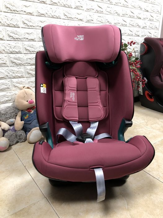 Автокрісло Britax Romer Advansafix i-Size Група 1/2/3 (9-36кг)