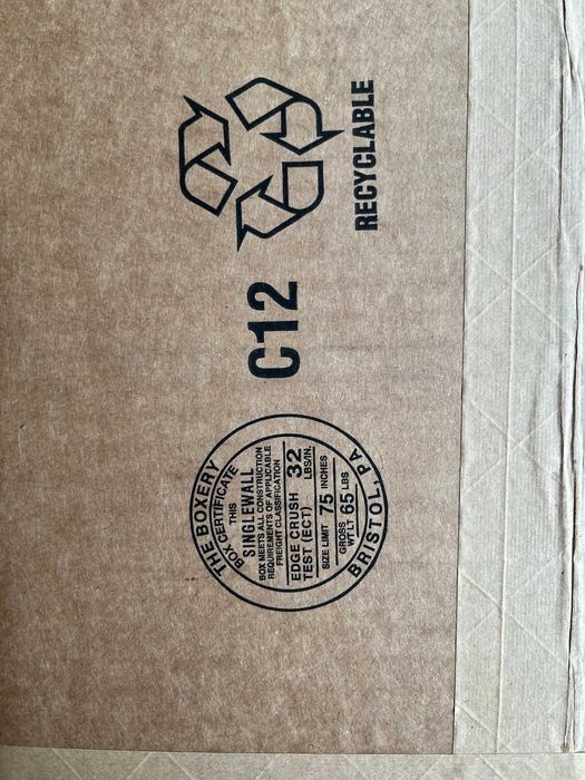 Caixas de mudança e papel de embalagem