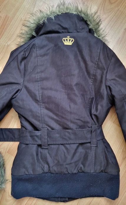 Brązowa krótka kurtka z futerkiem Adidas S